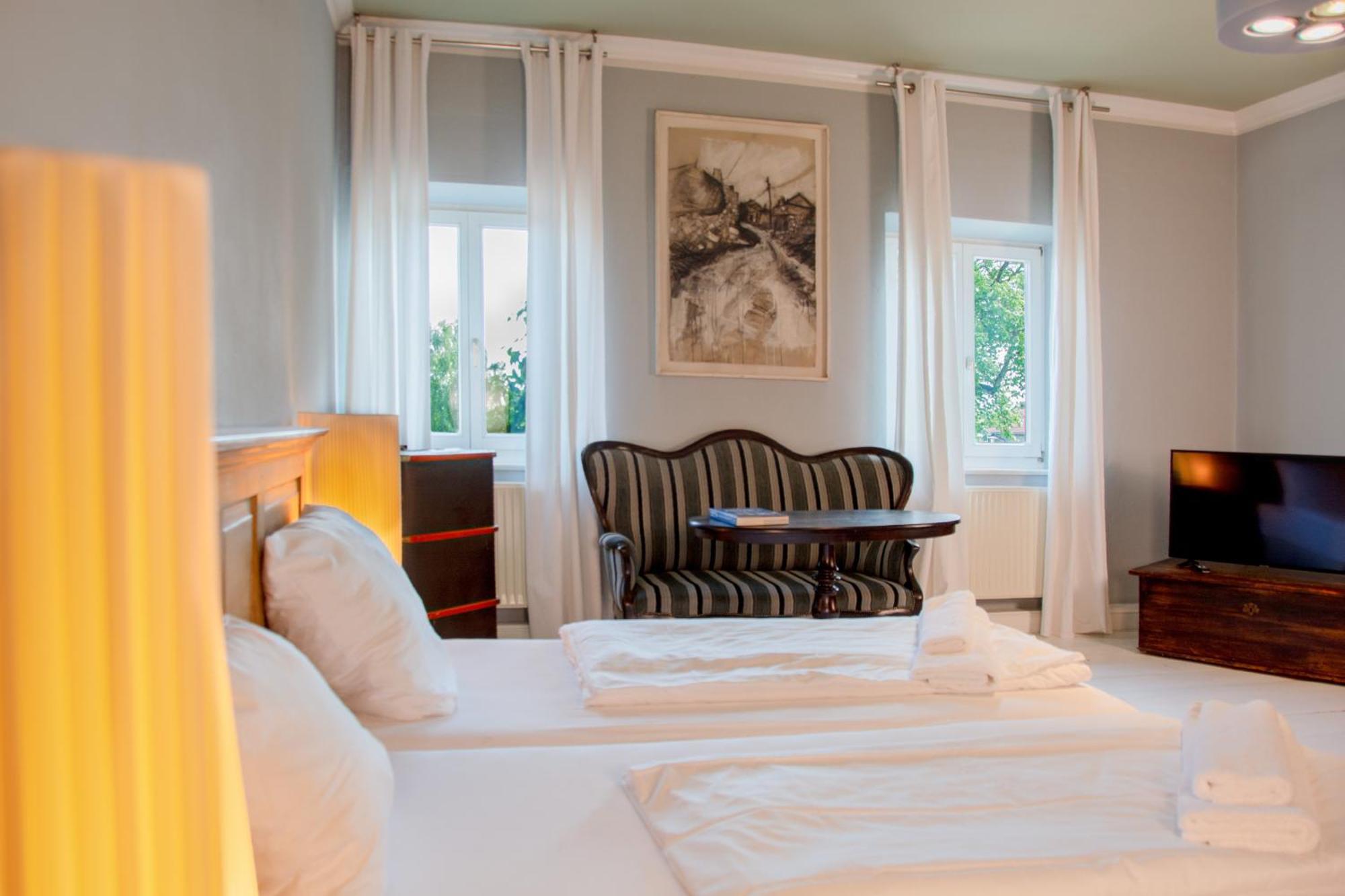 Gut Staudham Gasthof Und Events Hotel Wasserburg Buitenkant foto